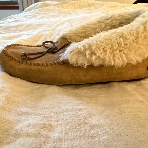 Ugg Moccasin Slippers - Picture 3 of 6